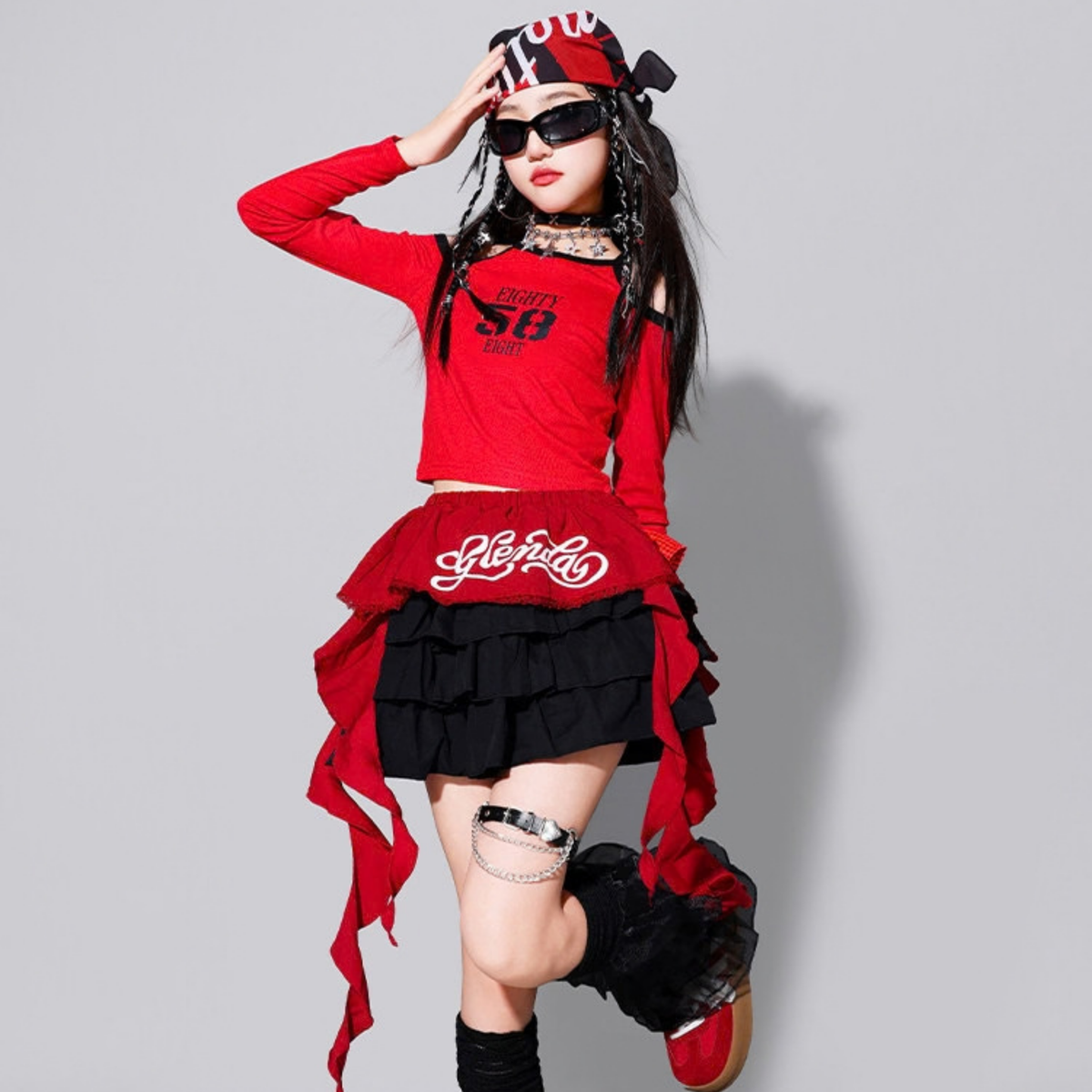 GIRLS レッド58グラフィック ティアードスカートセットアップ キッズダンス衣装｜商品イメージ10｜RAQS LUMINA
