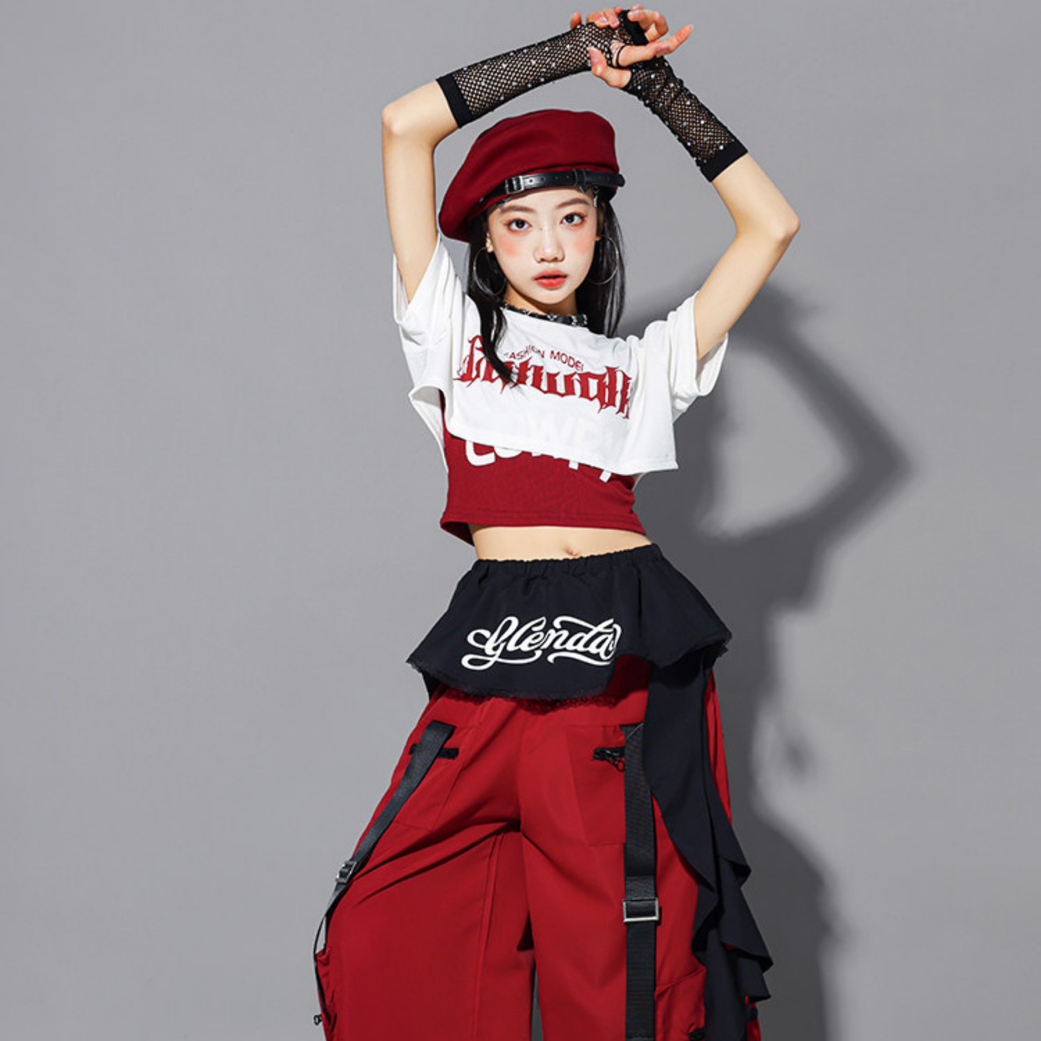 HIPHOP レッドストラップ カーゴパンツセットアップ キッズダンス衣装