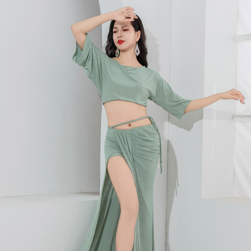 ベリーダンス　レッスンウェア　バットウイングスリーブ