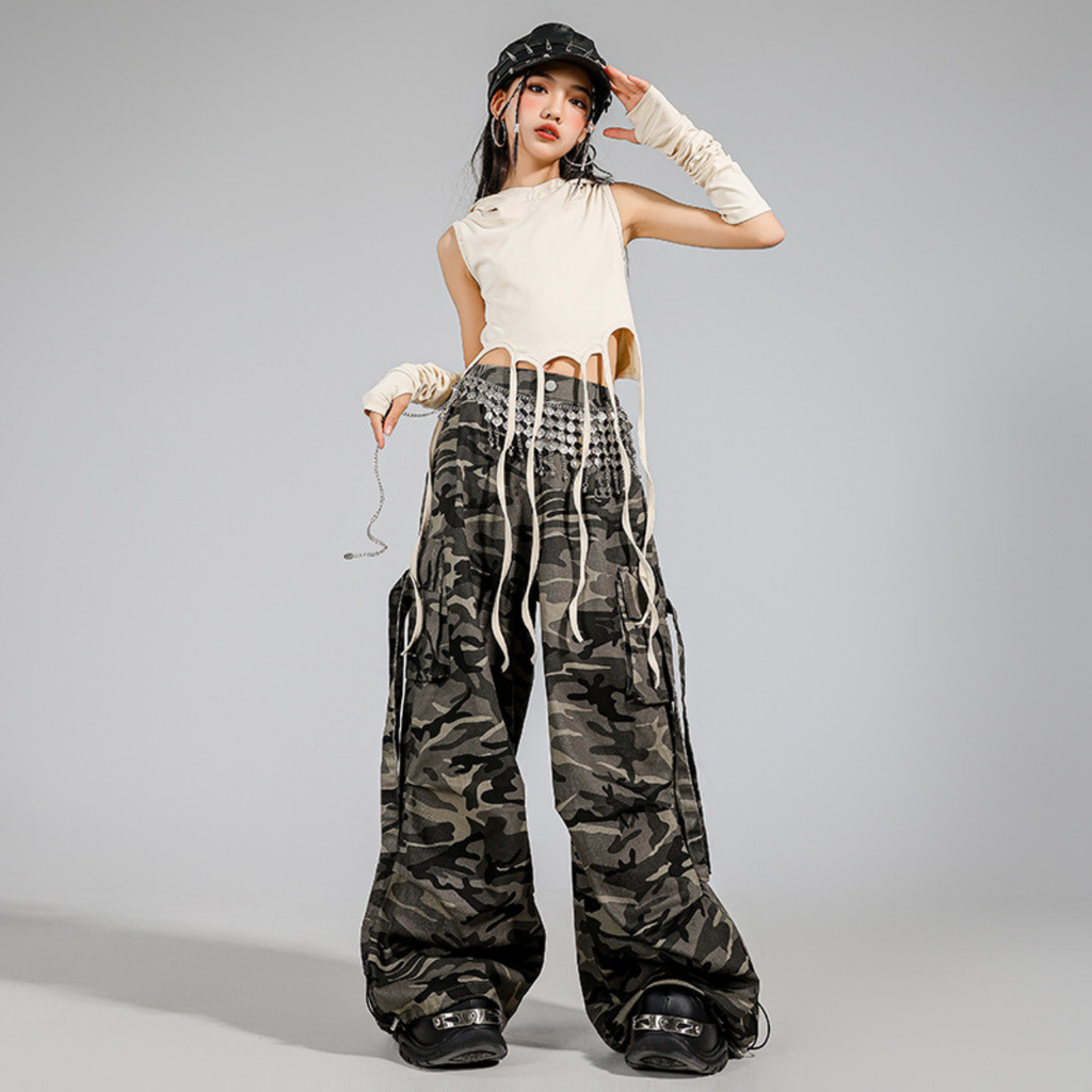 STREET アイボリーフード カモフラージュカーゴセットアップ キッズダンス衣装