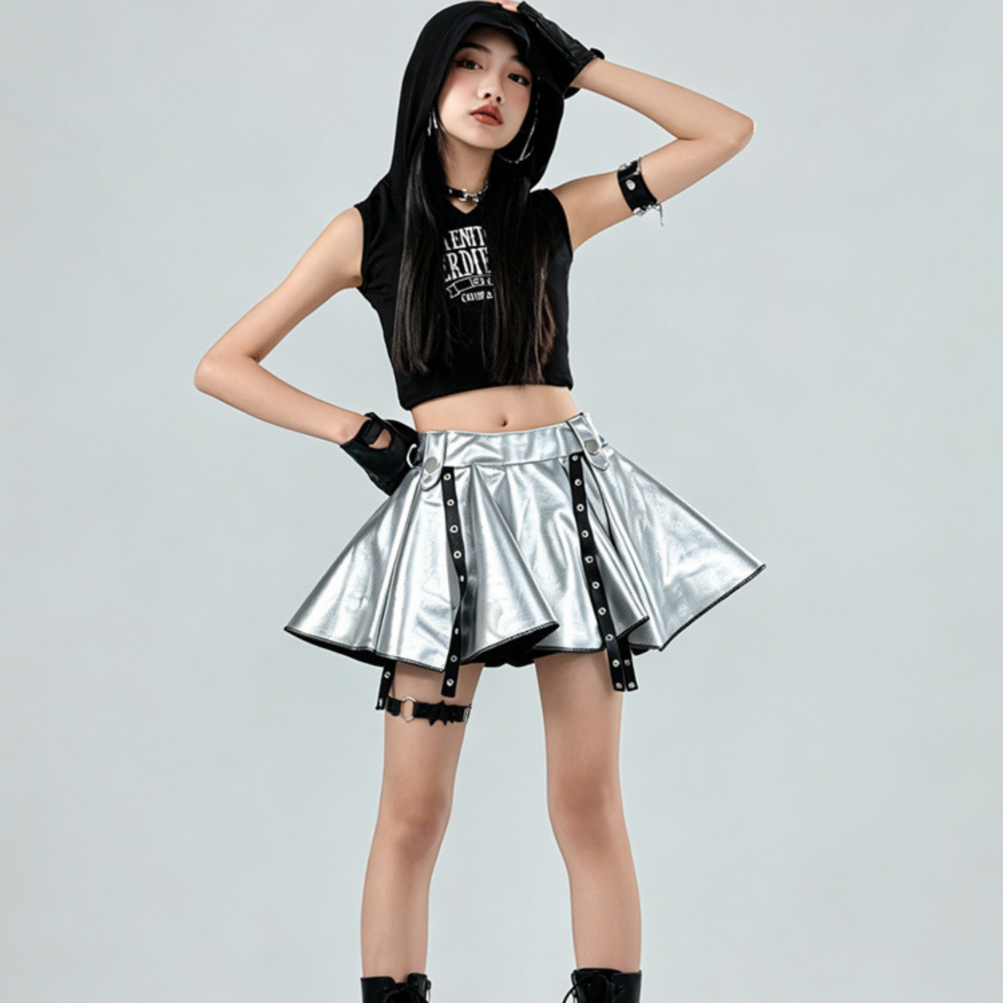 K-POP メタリックシルバー スカートセットアップ キッズダンス衣装
