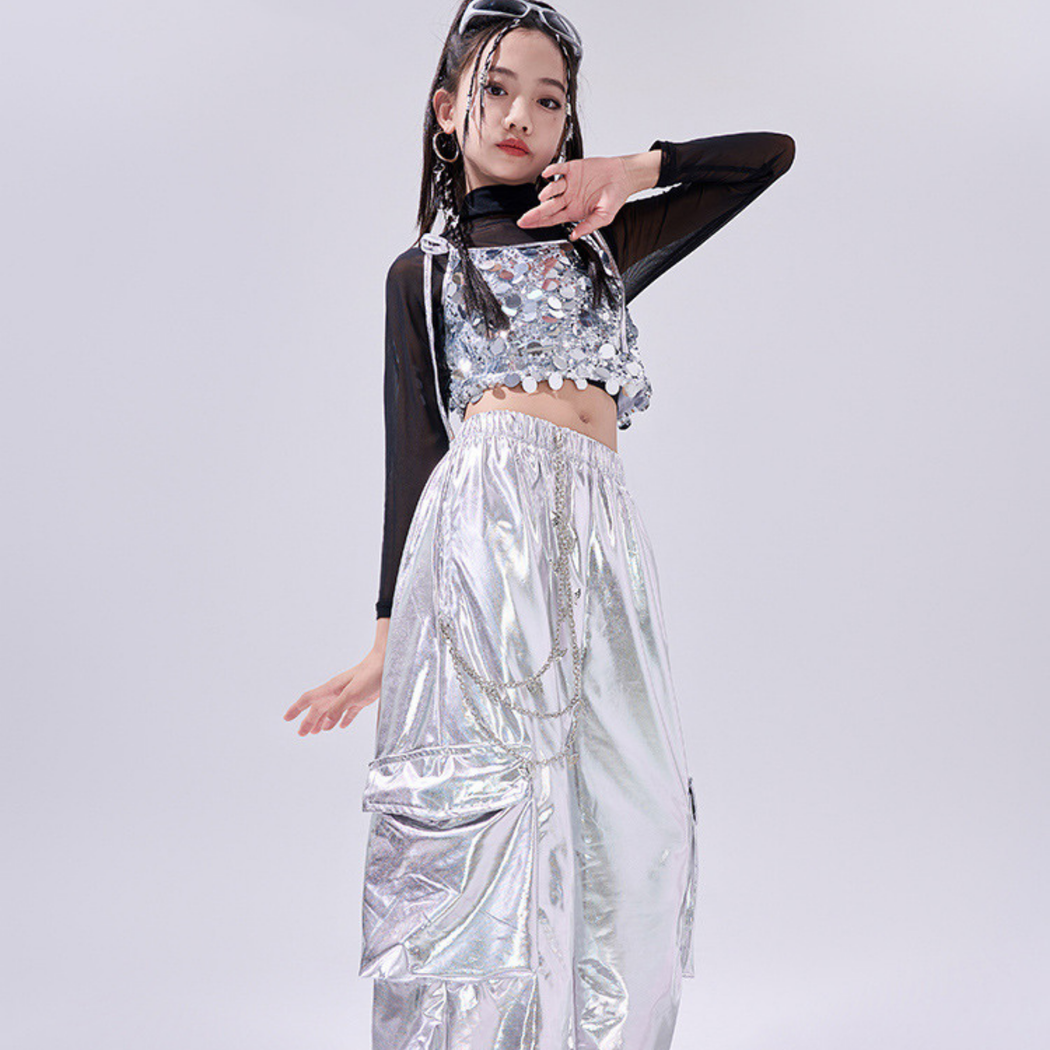 K-POP メタリックシルバー スパンコールセットアップ キッズダンス衣装