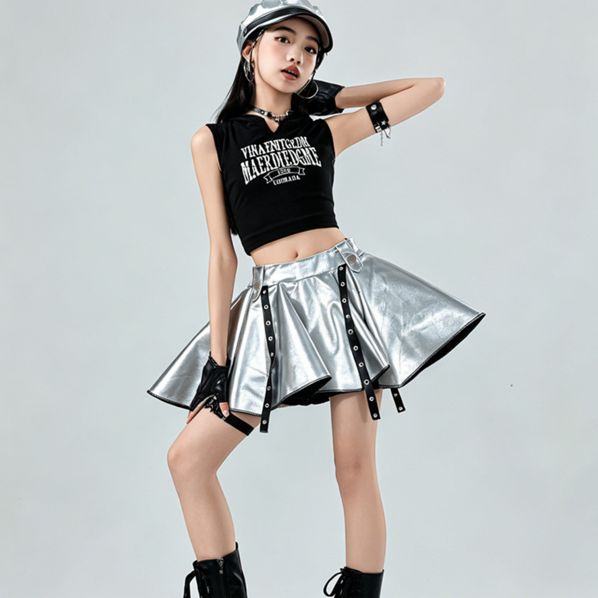 K-POP メタリックシルバー スカートセットアップ キッズダンス衣装
