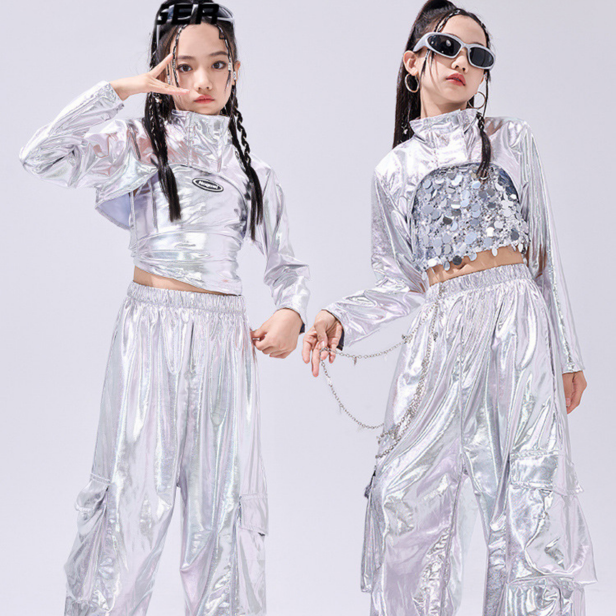 K-POP メタリックシルバー スパンコールセットアップ キッズダンス衣装