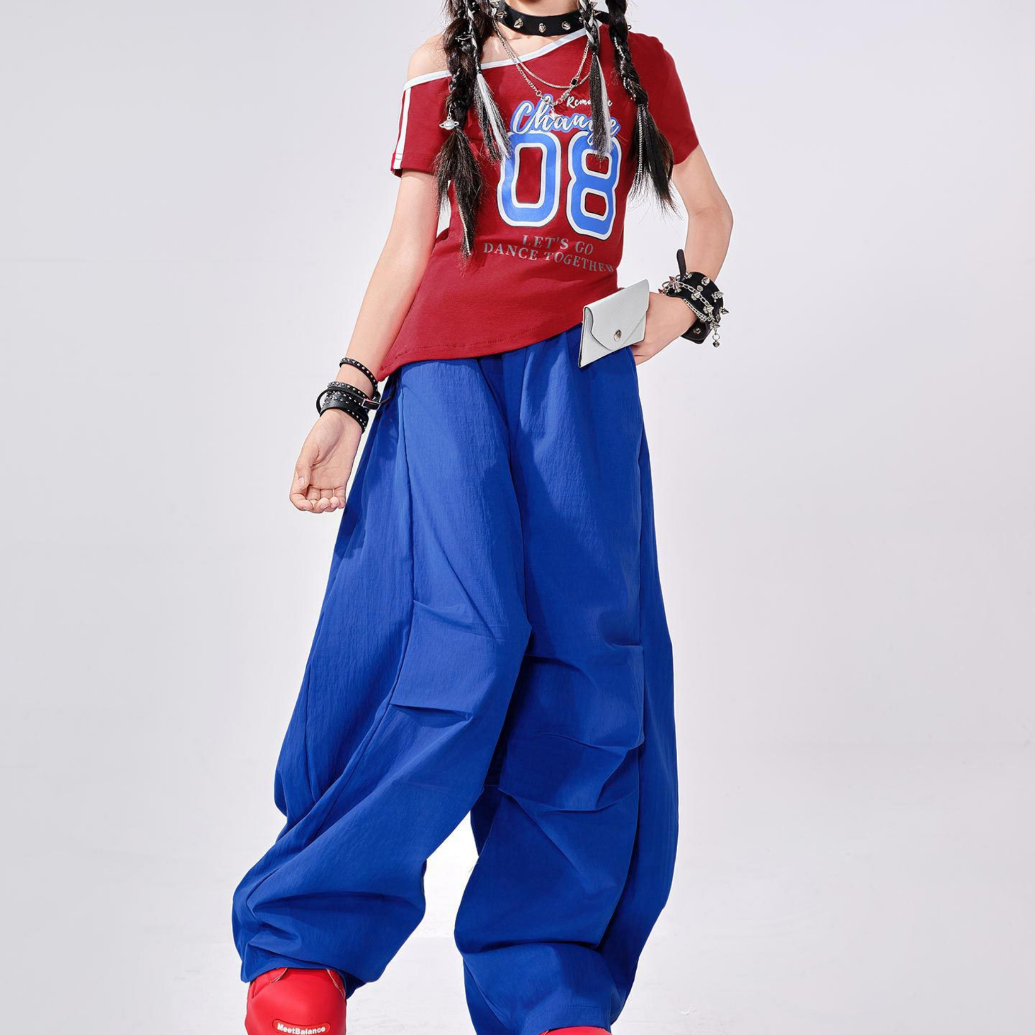 GIRLS レッドナンバー ブルーカーゴセットアップ キッズダンス衣装